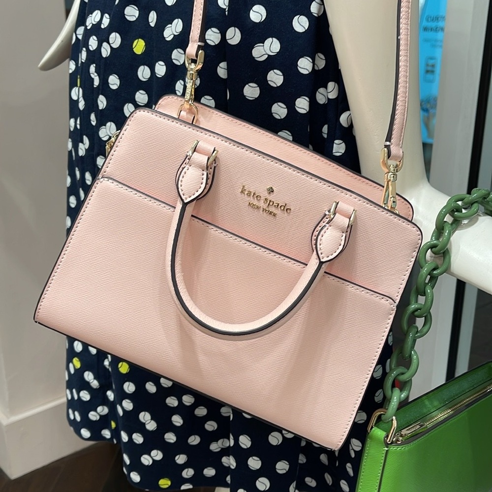 Kate Spade Madison Saffiano Leather Small Satchel
COLOR:
Conch Pink
NWT - Picture 7 of 16